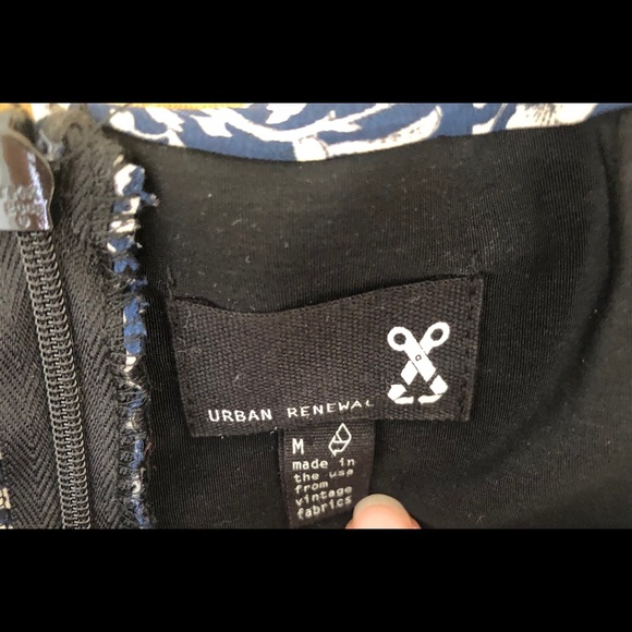 UO Vintage Floral Top - Size XS - Picture 4 of 4